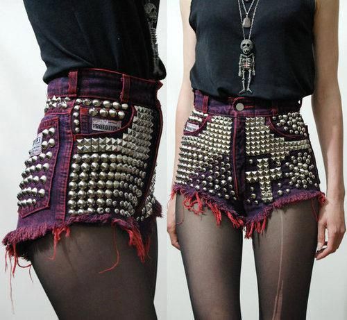 Short-temos nas cores,vermelha,Azul,Verde, do 34 ao 44;